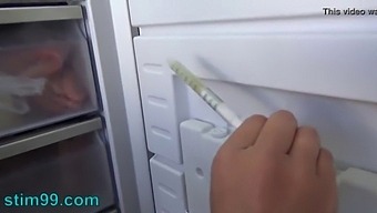 Creampie Nhật Bản Cực Độ Với Ống Tiêm Và Móc Lồn