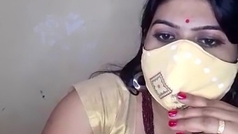 Geeta, The Homemaker, Indulges In Erotic Activities