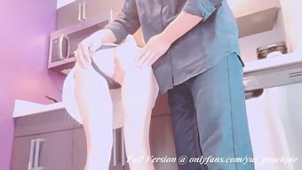 Bài Tập Sau Giờ Học Biến Thành Cuộc Gặp Gỡ Nóng Bỏng Trong Nhà Bếp Với Chị Họ Của Bạn.