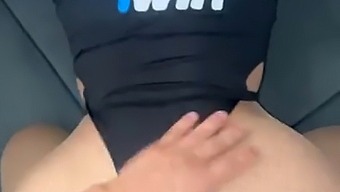 En Kinky Fotograf Har Sex Med En Dejlig Ung Kvinde I Video Af Høj Kvalitet