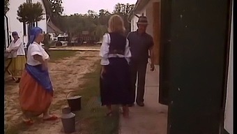 Lepa Črnka Dobi Obrazno Jebačino In Pogoltne Spermo V Tem Filmu.